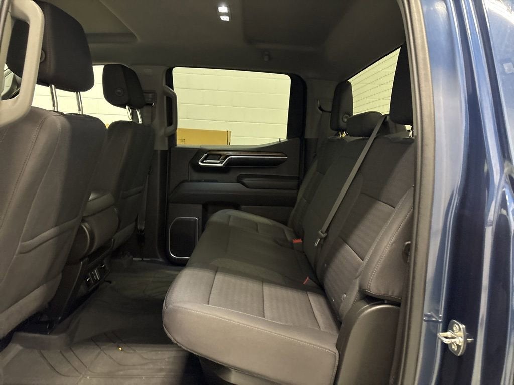 2022 Chevrolet Silverado 1500 LT (2FL)