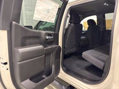 2026 Chevrolet Silverado 1500 Custom Crew Cab Short Box 4WD