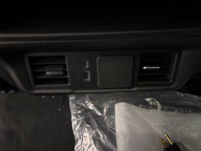 2026 Chevrolet Silverado 1500 Custom Crew Cab Short Box 4WD