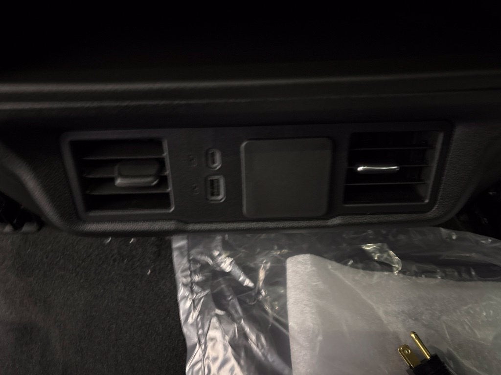 2026 Chevrolet Silverado 1500 Custom Crew Cab Short Box 4WD