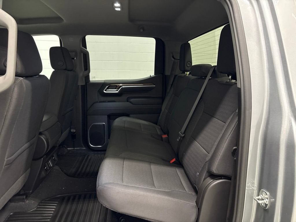 2026 Chevrolet Silverado 1500 LT (2FL) Crew Cab Short Box 4WD