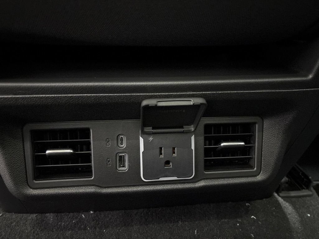 2026 Chevrolet Silverado 1500 LT (2FL) Crew Cab Short Box 4WD