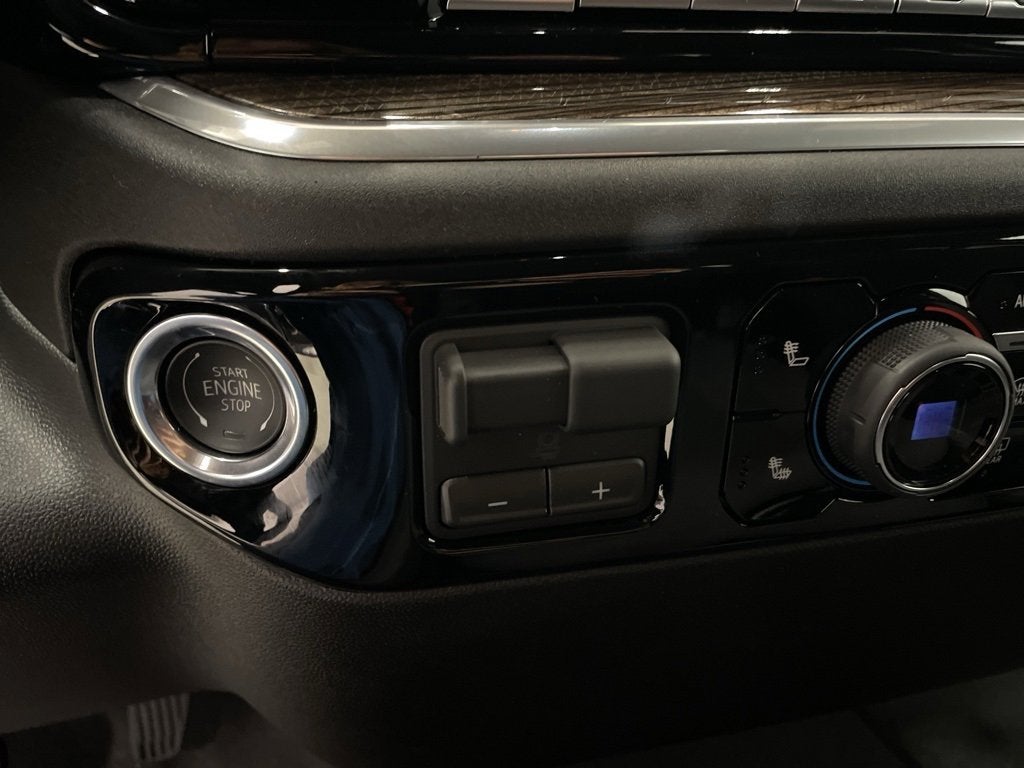 2026 Chevrolet Silverado 1500 LT (2FL) Crew Cab Short Box 4WD