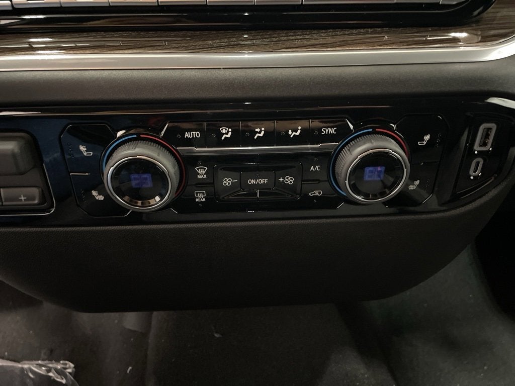 2026 Chevrolet Silverado 1500 LT (2FL) Crew Cab Short Box 4WD