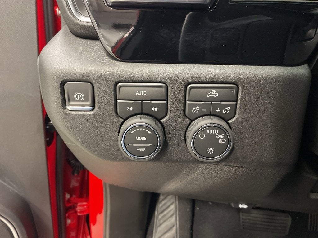 2026 Chevrolet Silverado 1500 LT (2FL) Crew Cab Short Box 4WD