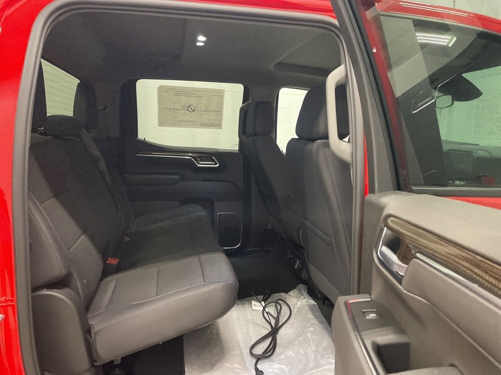 2026 Chevrolet Silverado 1500 LT (2FL) Crew Cab Short Box 4WD