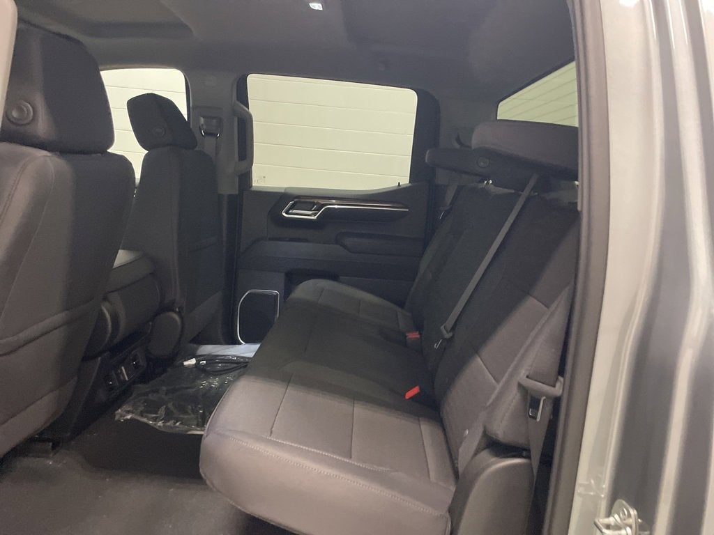 2026 Chevrolet Silverado 1500 LT (2FL) Crew Cab Short Box 4WD