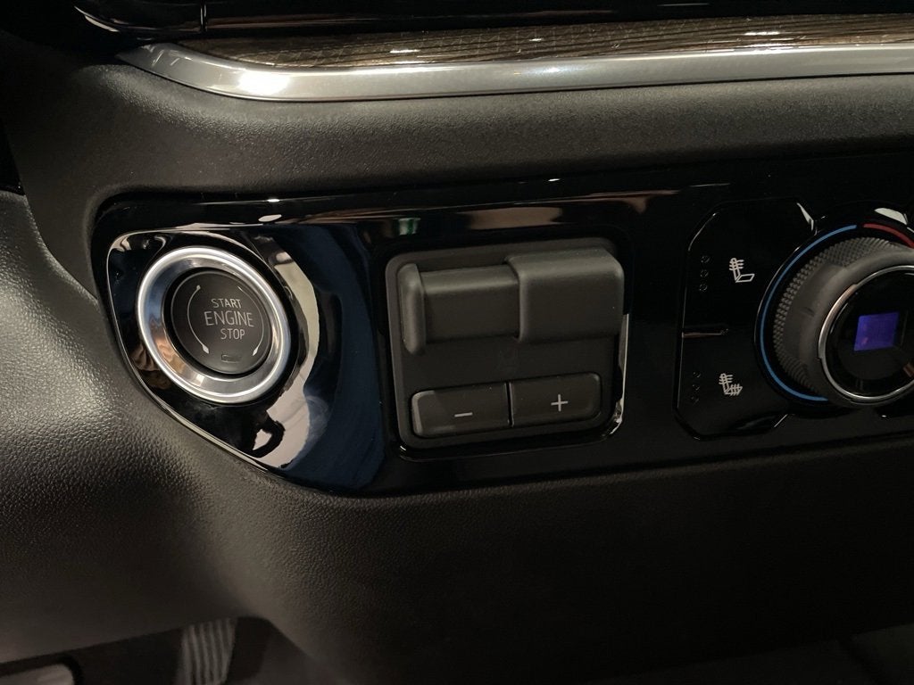 2026 Chevrolet Silverado 1500 LT (2FL) Crew Cab Short Box 4WD