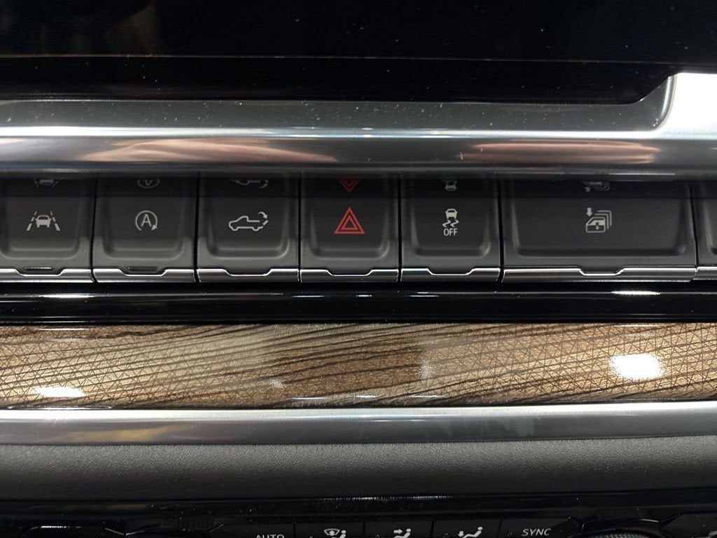 2026 Chevrolet Silverado 1500 RST Crew Cab Short Box 4WD