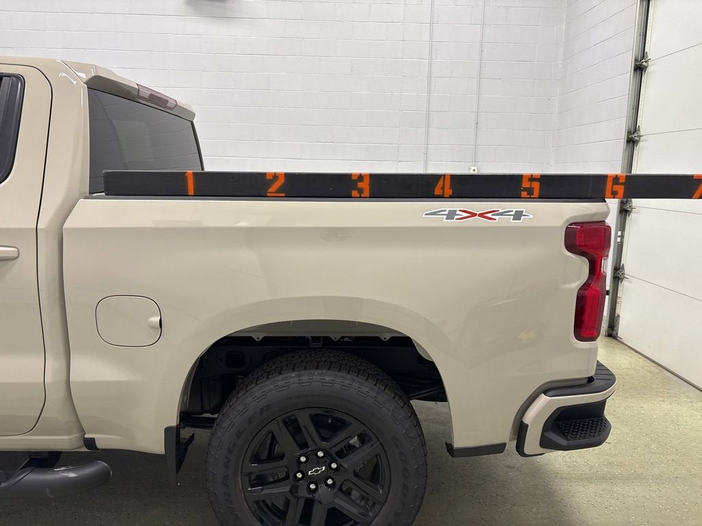 2026 Chevrolet Silverado 1500 RST Crew Cab Short Box 4WD
