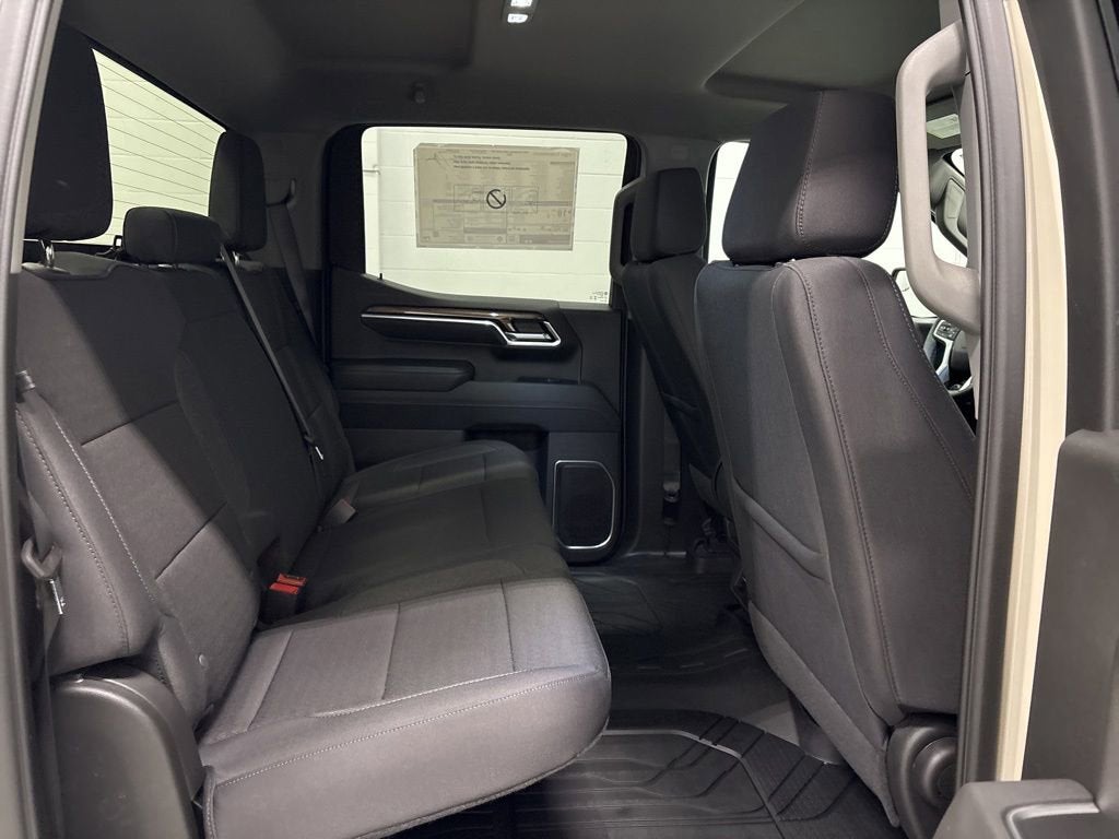 2026 Chevrolet Silverado 1500 RST Crew Cab Short Box 4WD