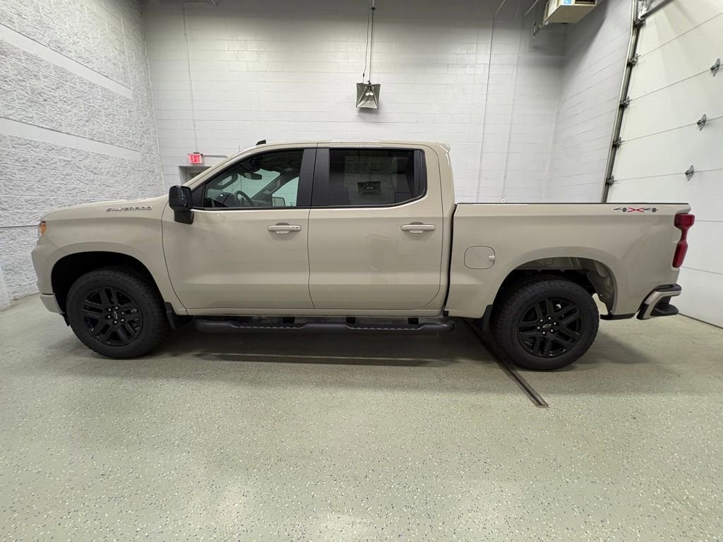 2026 Chevrolet Silverado 1500 RST Crew Cab Short Box 4WD