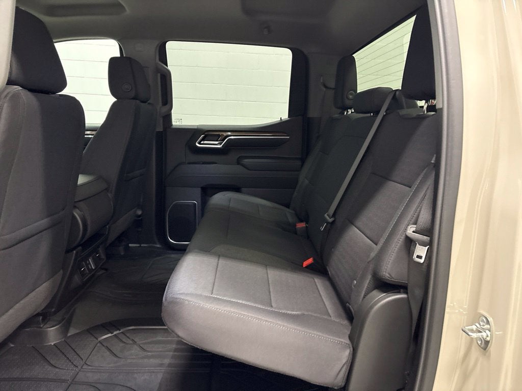 2026 Chevrolet Silverado 1500 RST Crew Cab Short Box 4WD