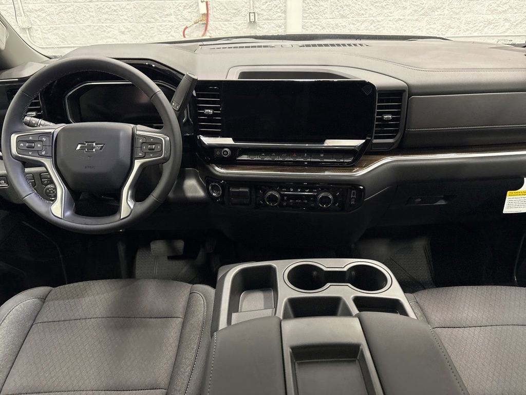 2026 Chevrolet Silverado 1500 RST Crew Cab Short Box 4WD