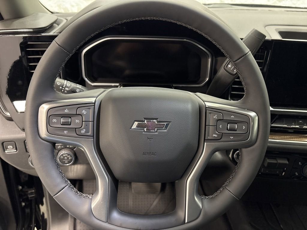 2026 Chevrolet Silverado 1500 RST Crew Cab Short Box 4WD