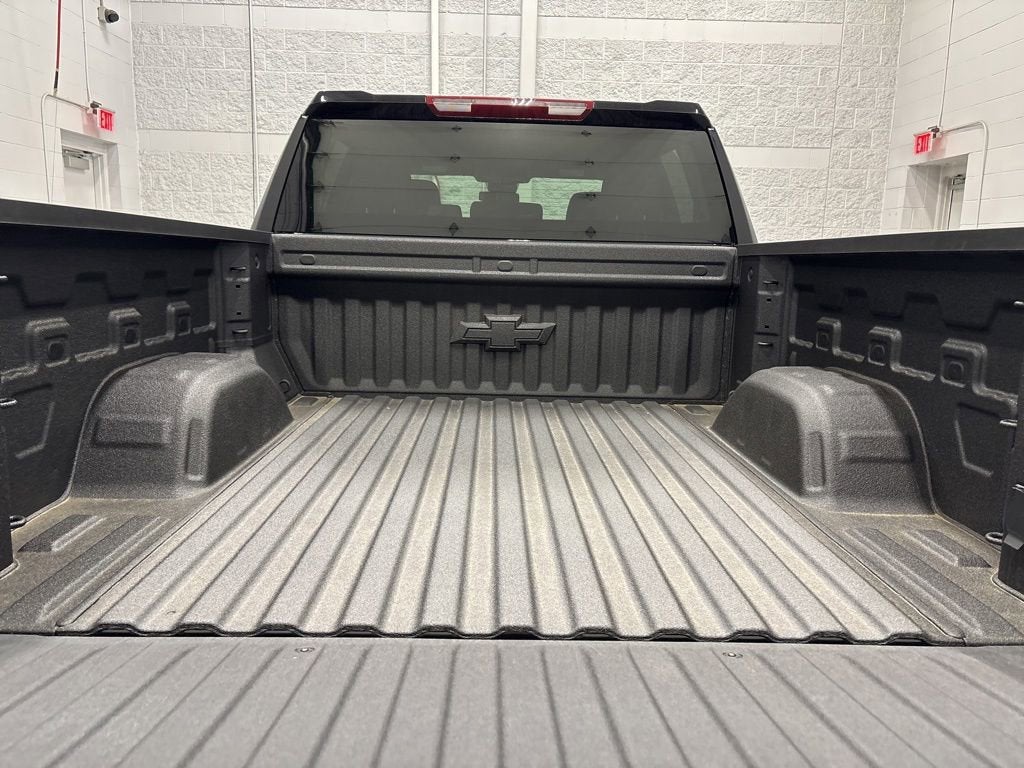 2026 Chevrolet Silverado 1500 RST Crew Cab Short Box 4WD