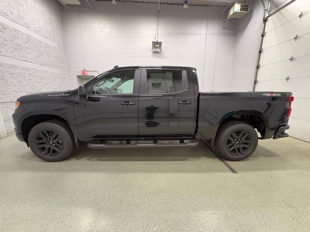 2026 Chevrolet Silverado 1500 RST Crew Cab Short Box 4WD