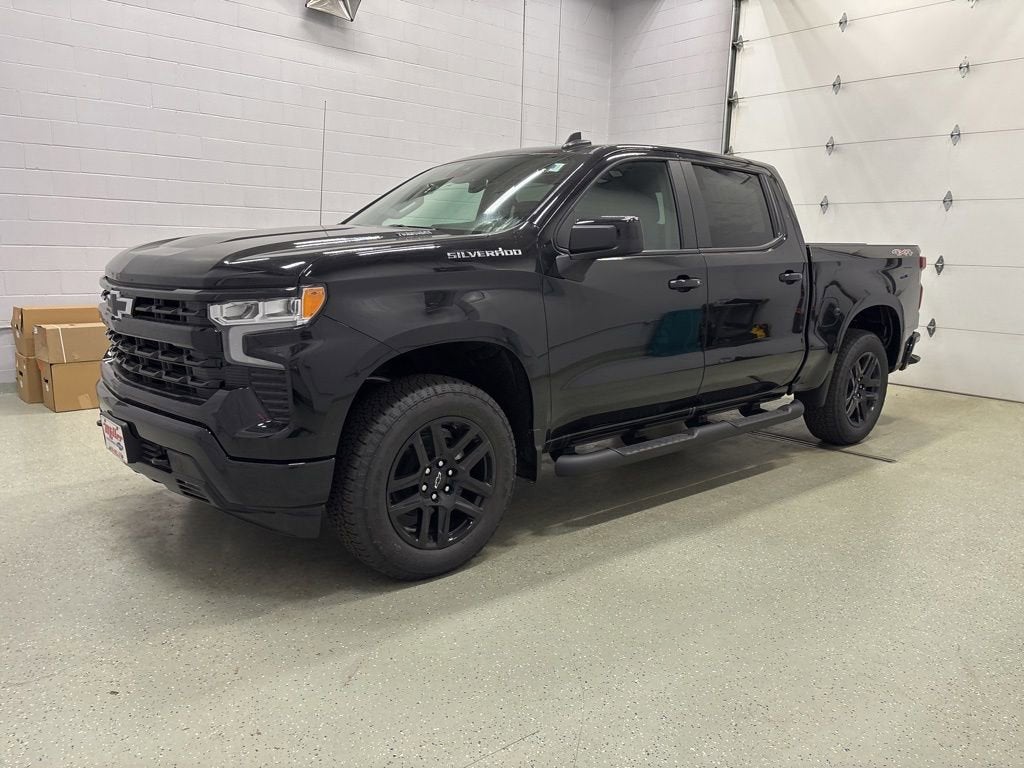 2026 Chevrolet Silverado 1500 RST Crew Cab Short Box 4WD