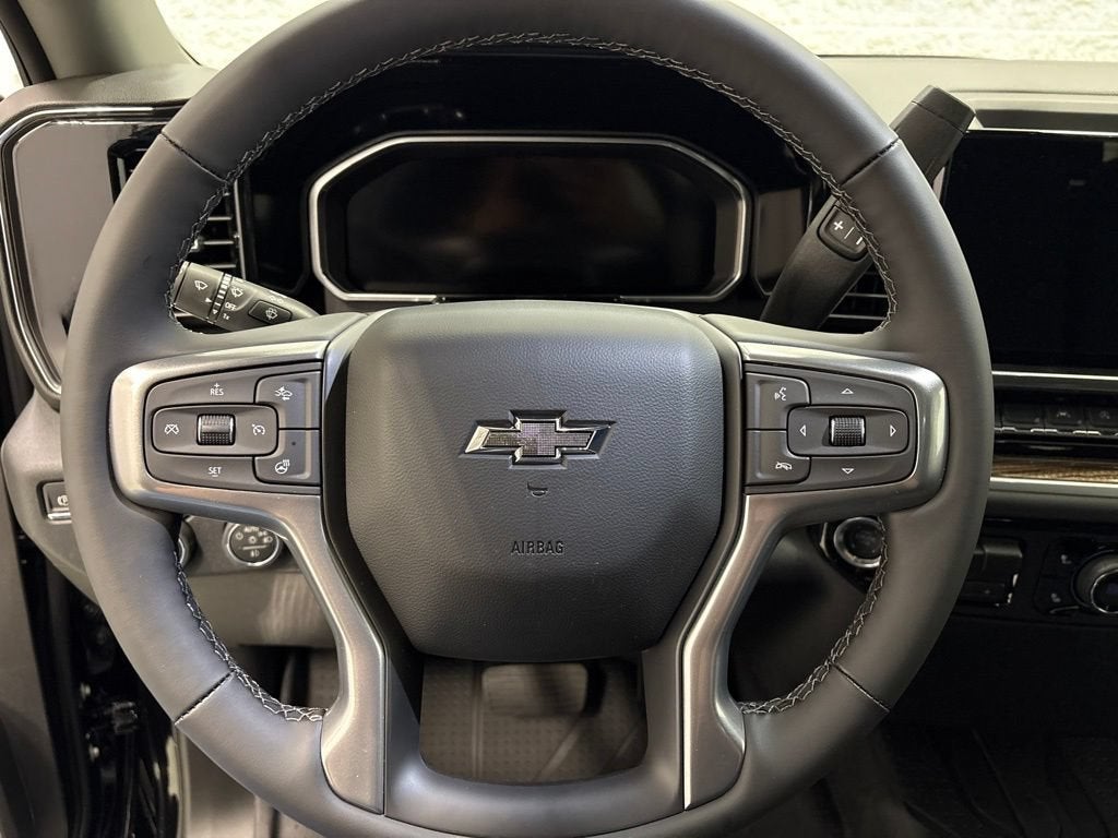 2026 Chevrolet Silverado 1500 RST Crew Cab Short Box 4WD