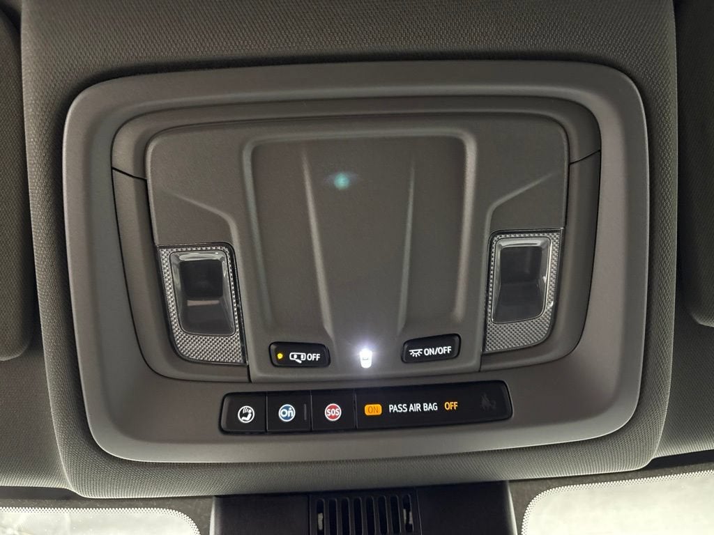 2026 Chevrolet Silverado 1500 RST Crew Cab Short Box 4WD