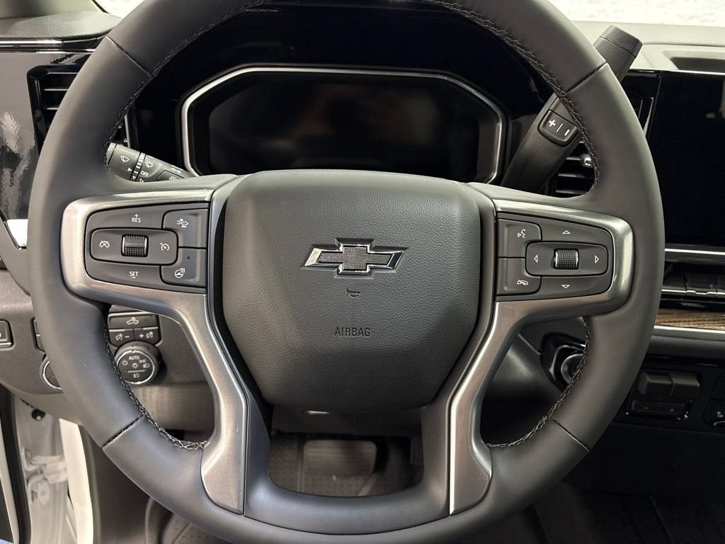 2026 Chevrolet Silverado 1500 RST Crew Cab Short Box 4WD