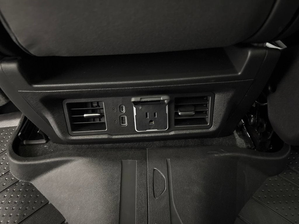 2026 Chevrolet Silverado 1500 RST Crew Cab Short Box 4WD