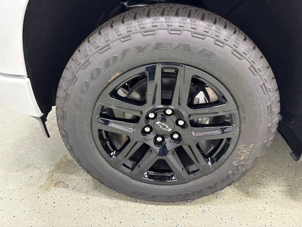 2026 Chevrolet Silverado 1500 RST Crew Cab Short Box 4WD