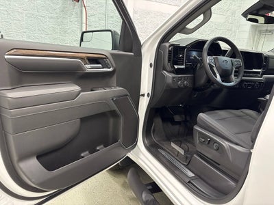 2026 Chevrolet Silverado 1500 RST Crew Cab Short Box 4WD