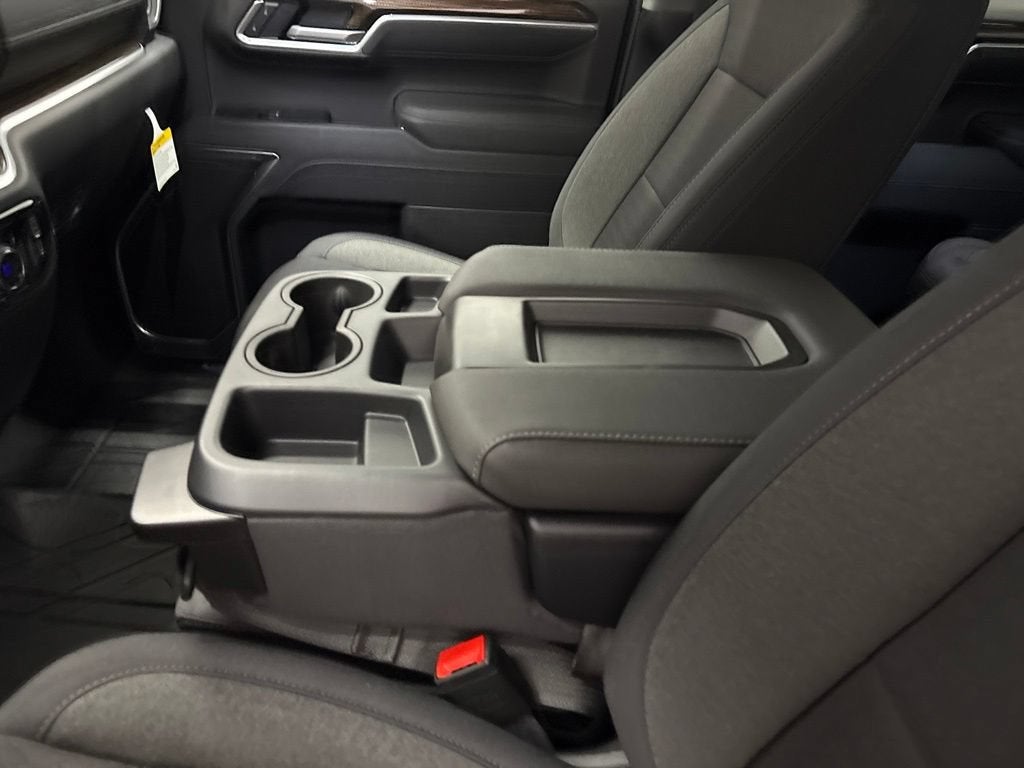 2026 Chevrolet Silverado 1500 RST Crew Cab Short Box 4WD