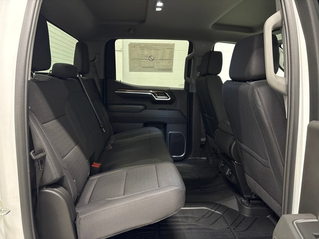 2026 Chevrolet Silverado 1500 RST Crew Cab Short Box 4WD
