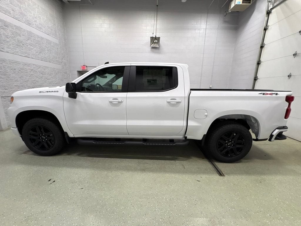 2026 Chevrolet Silverado 1500 RST Crew Cab Short Box 4WD