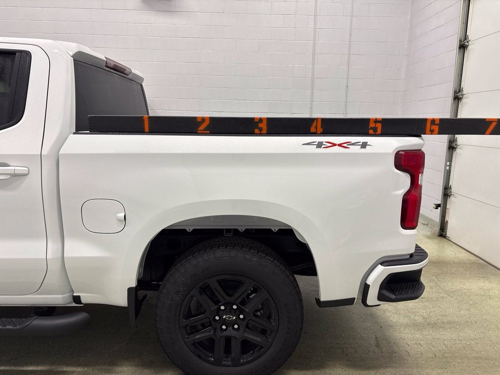 2026 Chevrolet Silverado 1500 RST Crew Cab Short Box 4WD