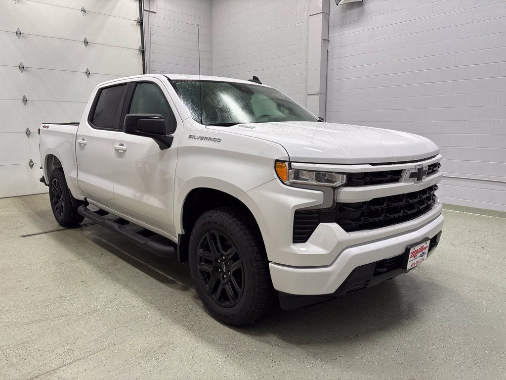 2026 Chevrolet Silverado 1500 RST Crew Cab Short Box 4WD