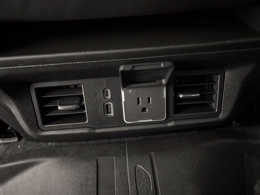 2026 Chevrolet Silverado 1500 RST Crew Cab Short Box 4WD