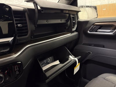 2026 Chevrolet Silverado 1500 RST Crew Cab Short Box 4WD