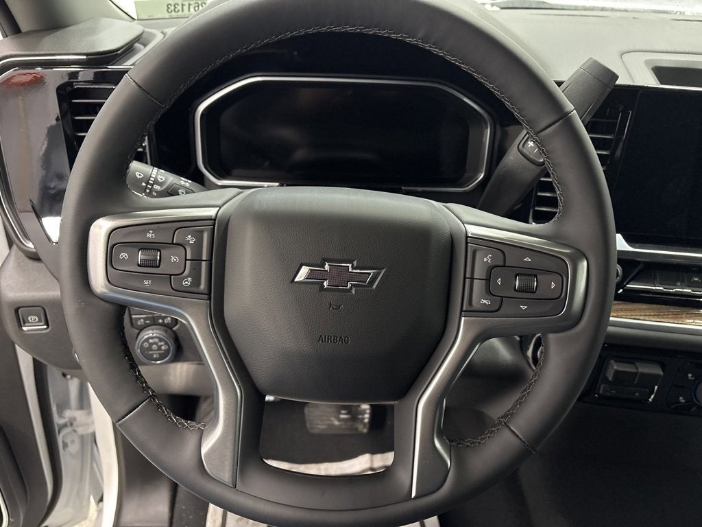 2026 Chevrolet Silverado 1500 RST Crew Cab Short Box 4WD