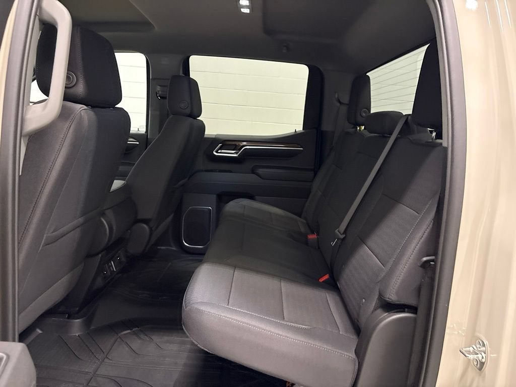 2026 Chevrolet Silverado 1500 RST Crew Cab Short Box 4WD