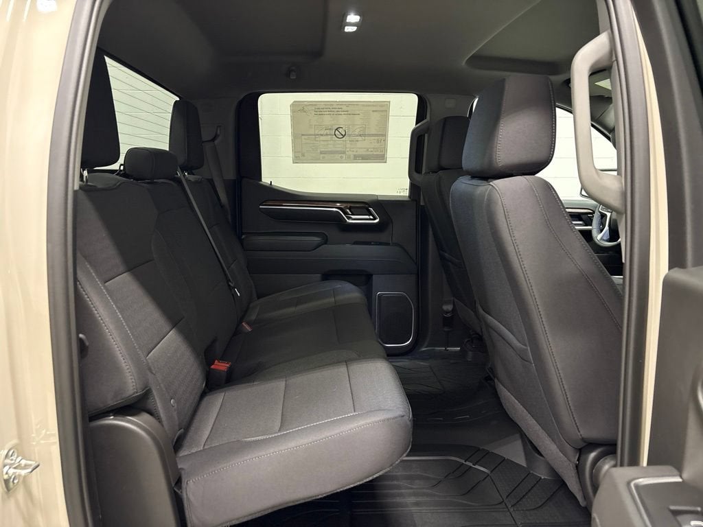 2026 Chevrolet Silverado 1500 RST Crew Cab Short Box 4WD