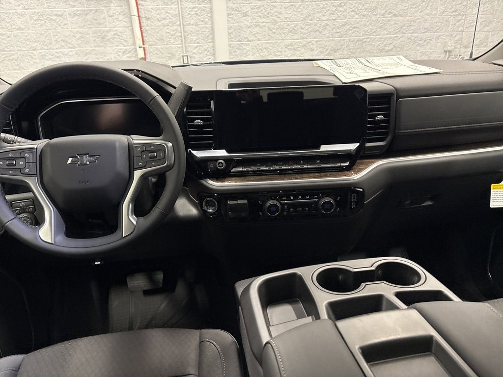 2026 Chevrolet Silverado 1500 RST Crew Cab Short Box 4WD