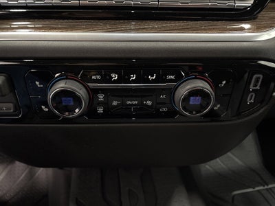 2026 Chevrolet Silverado 1500 RST Crew Cab Short Box 4WD