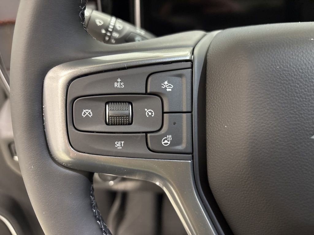 2026 Chevrolet Silverado 1500 RST Crew Cab Short Box 4WD
