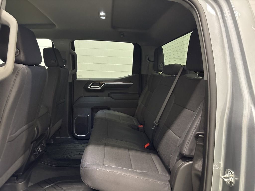 2026 Chevrolet Silverado 1500 RST Crew Cab Short Box 4WD