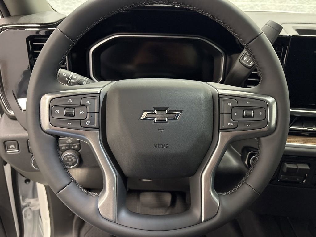 2026 Chevrolet Silverado 1500 RST Crew Cab Short Box 4WD