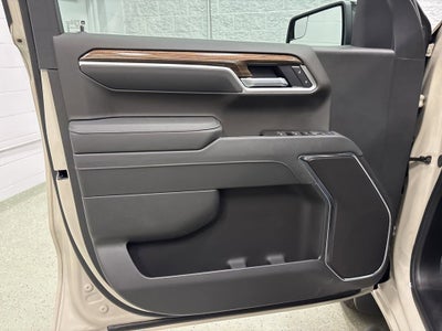2026 Chevrolet Silverado 1500 RST Crew Cab Short Box 4WD