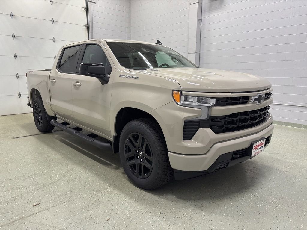 2026 Chevrolet Silverado 1500 RST Crew Cab Short Box 4WD