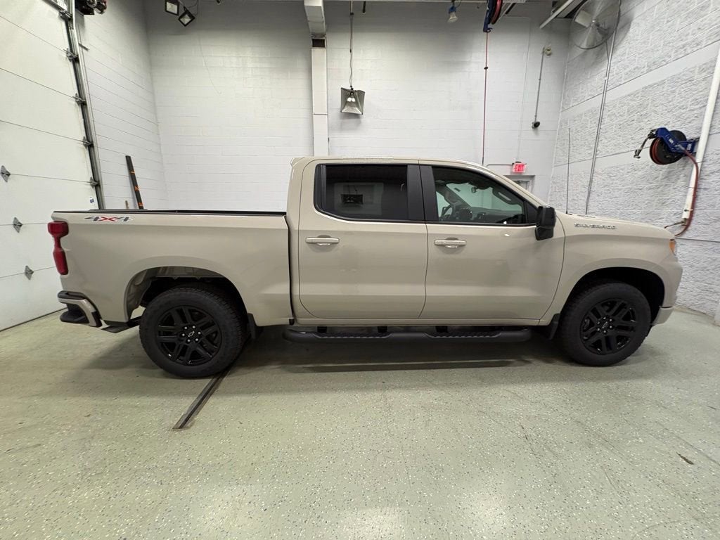 2026 Chevrolet Silverado 1500 RST Crew Cab Short Box 4WD