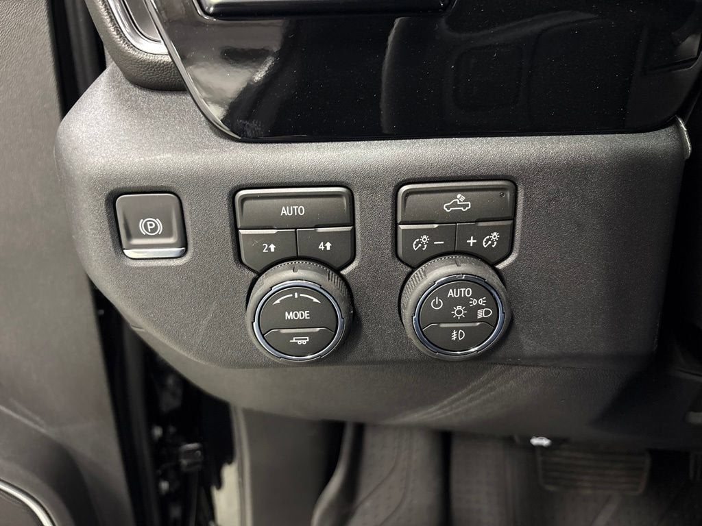 2026 Chevrolet Silverado 1500 RST Crew Cab Short Box 4WD