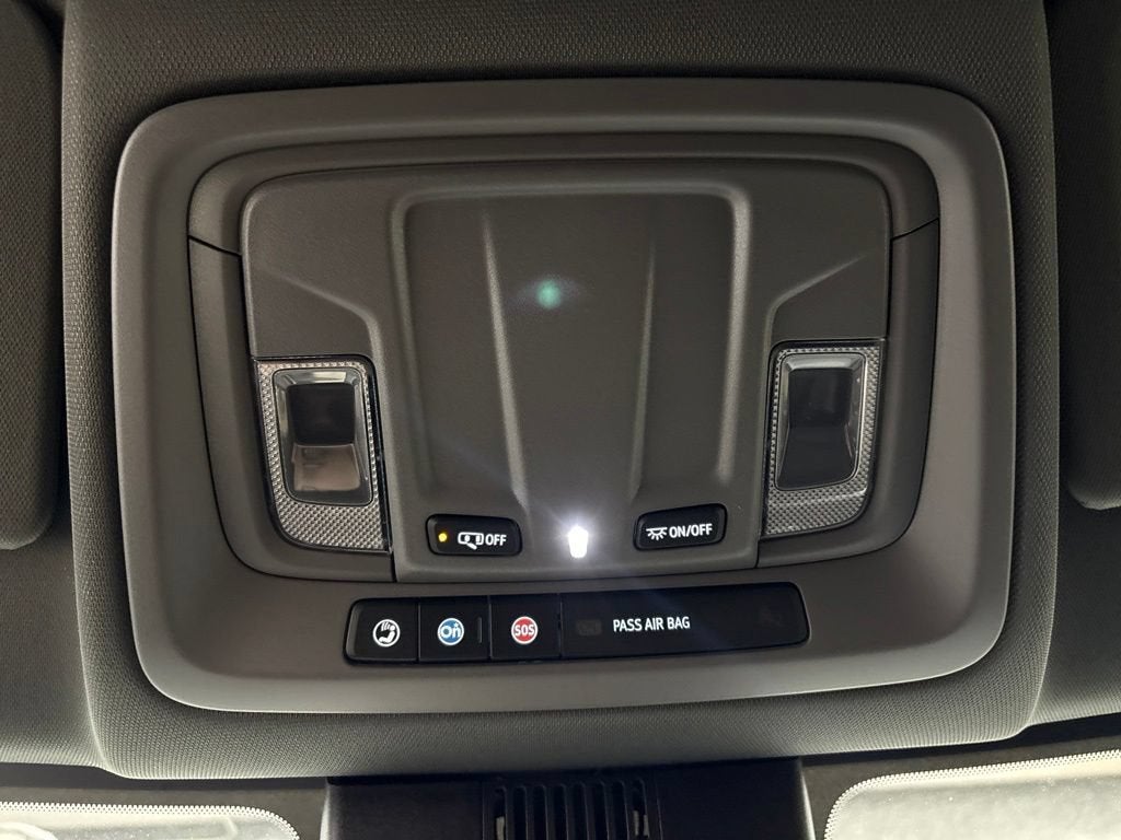 2026 Chevrolet Silverado 1500 RST Crew Cab Short Box 4WD