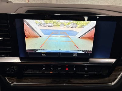 2026 Chevrolet Silverado 1500 RST Crew Cab Short Box 4WD