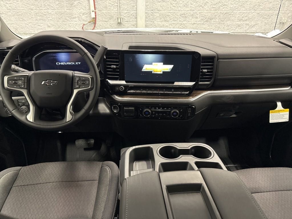 2026 Chevrolet Silverado 1500 RST Crew Cab Short Box 4WD